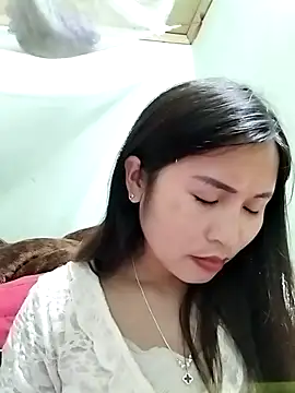 Snapshot of Mai4568 chatting on October 12, 2025, 3:35 pm Mai4568 online show from October 12, 2025, 3:35 pm