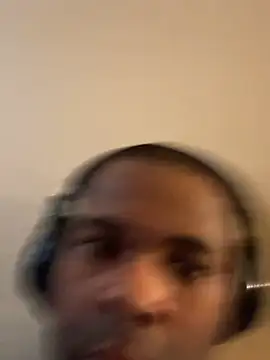 Snapshot of Srevwn chatting on January 14, 2026, 5:49 pm Srevwn online show from January 14, 2026, 5:49 pm