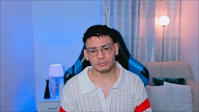 marcuswildx online show from April 27, 2026, 5:33 pm