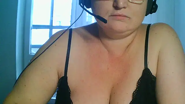 TatyanaRich online show from October 6, 2025, 6:25 am