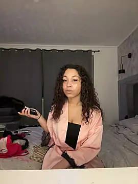 OliviaAshhh online show from April 2, 2026, 10:05 pm