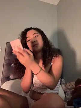 OliviaAshhh online show from November 8, 2025, 10:46 pm