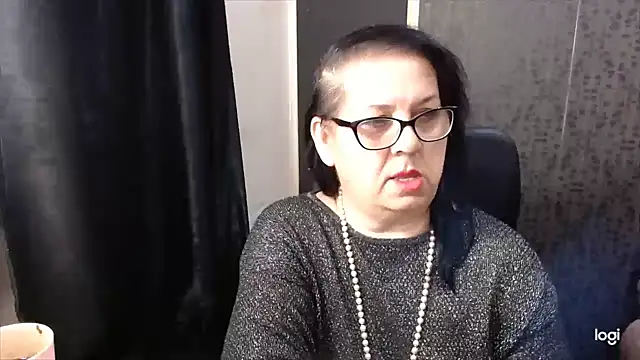 Snapshot of MissSanjanne chatting on October 17, 2025, 2:15 am MissSanjanne online show from October 17, 2025, 2:15 am