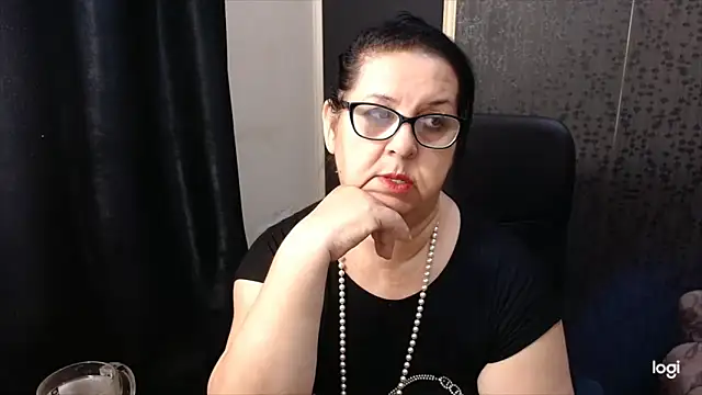 Snapshot of MissSanjanne chatting on October 20, 2025, 6:15 am MissSanjanne online show from October 20, 2025, 6:15 am