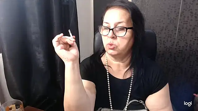 Snapshot of MissSanjanne chatting on September 28, 2025, 8:54 am MissSanjanne online show from September 28, 2025, 8:54 am