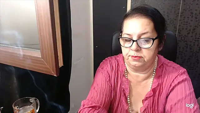 Snapshot of MissSanjanne chatting on September 21, 2025, 4:28 am MissSanjanne online show from September 21, 2025, 4:28 am