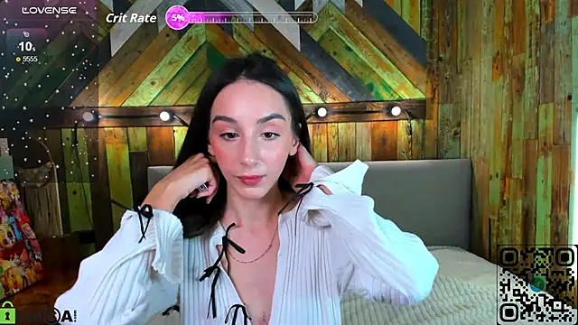 Snapshot of Elliizabeth chatting on October 22, 2025, 7:19 am Elliizabeth online show from October 22, 2025, 7:19 am