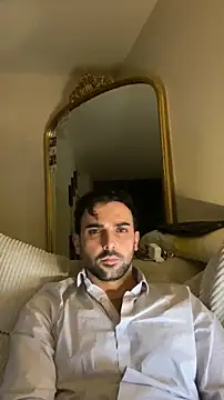 eauminerale online show from February 16, 2026, 9:13 pm