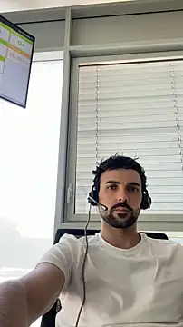 eauminerale online show from July 10, 2026, 12:05 pm
