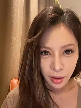 miumiu-66 online show from May 18, 2026, 8:02 pm