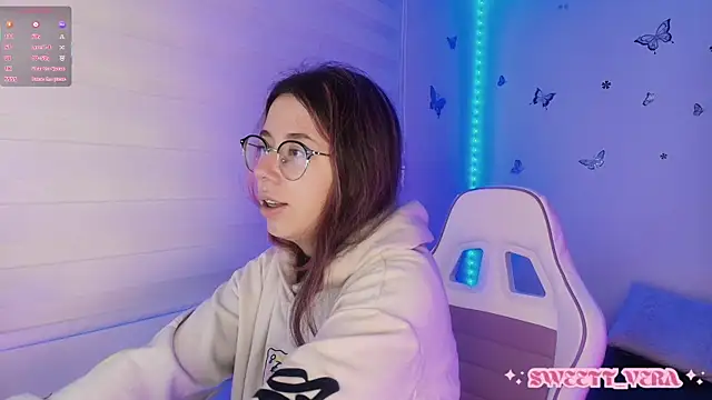 sweettvera online show from November 16, 2025, 11:04 am