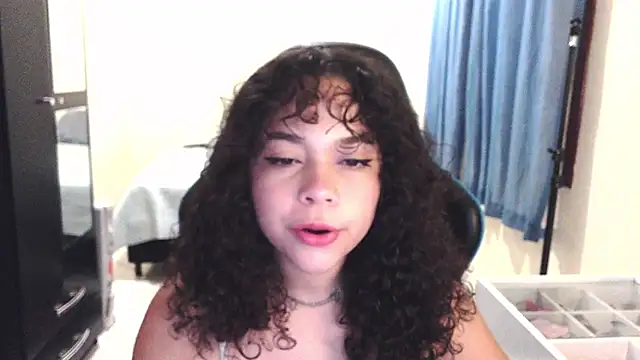 sweetamy326 online show from March 5, 2026, 10:16 pm