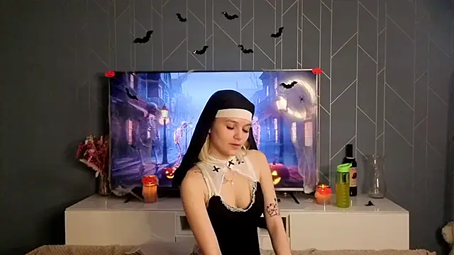 Snapshot of KelleDomin chatting on November 1, 2025, 7:30 pm KelleDomin online show from November 1, 2025, 7:30 pm