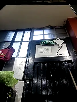 Snapshot of Mia-love-03 chatting on October 28, 2025, 10:20 pm Mia-love-03 online show from October 28, 2025, 10:20 pm