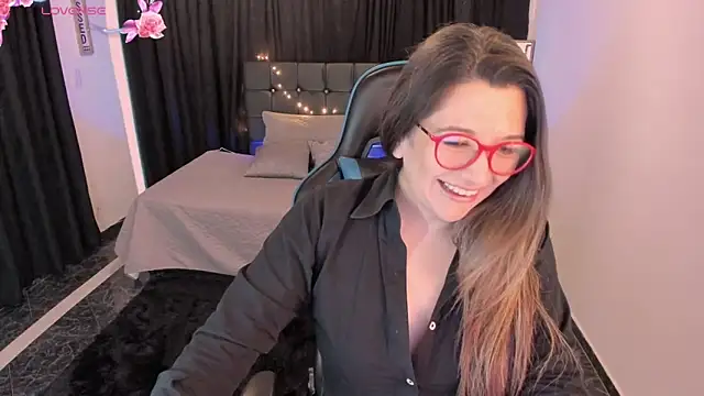 Hanna MA online show from November 5, 2025, 3:37 pm