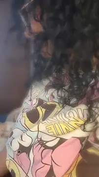 Snapshot of LondonHilton chatting on February 24, 2026, 3:24 pm LondonHilton online show from February 24, 2026, 3:24 pm