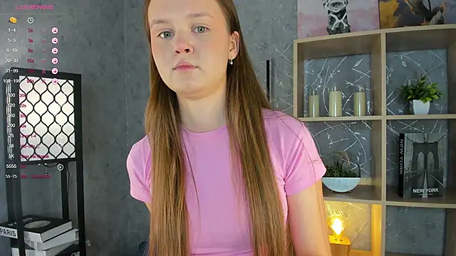 Snapshot of ElenoreReth chatting on November 8, 2025, 1:09 am ElenoreReth online show from November 8, 2025, 1:09 am