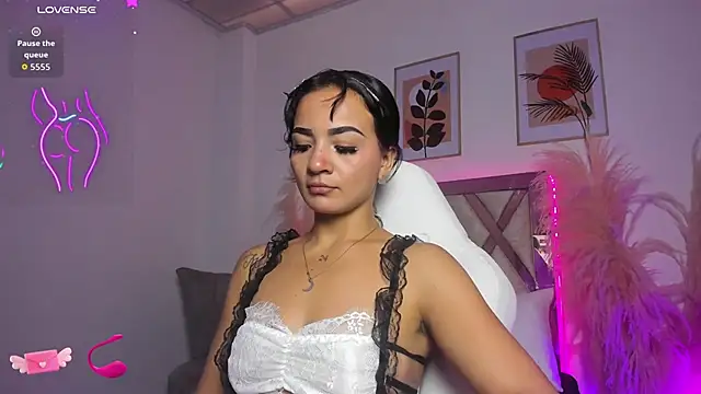 Snapshot of akira_09_ chatting on November 3, 2025, 12:31 pm akira 09 online show from November 3, 2025, 12:31 pm