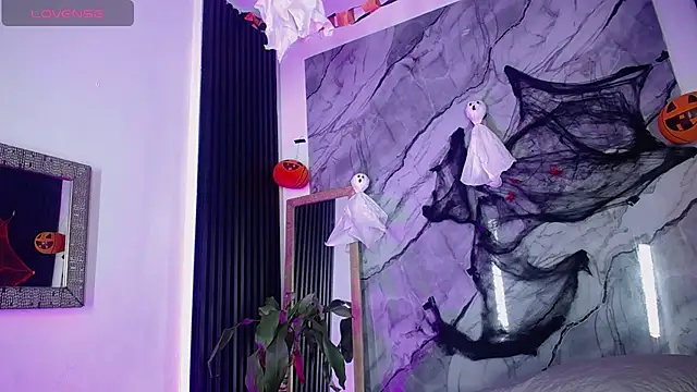 Snapshot of Ellis-Brown chatting on October 9, 2025, 1:17 am Ellis-Brown online show from October 9, 2025, 1:17 am