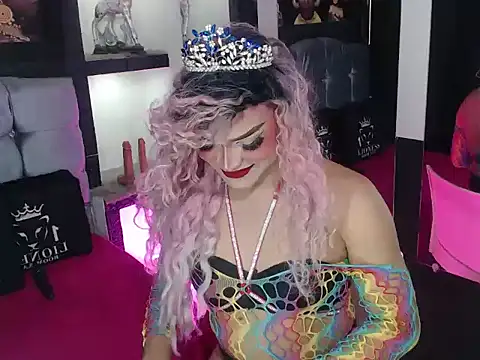 Snapshot of Sophia_hott01 chatting on September 24, 2025, 12:11 pm Sophia hott01 online show from September 24, 2025, 12:11 pm