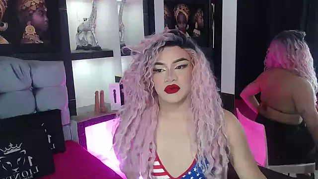 Snapshot of Sophia_hott01 chatting on October 4, 2025, 12:07 pm Sophia hott01 online show from October 4, 2025, 12:07 pm