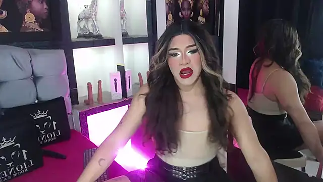 Snapshot of Sophia_hott01 chatting on October 6, 2025, 12:39 pm Sophia hott01 online show from October 6, 2025, 12:39 pm