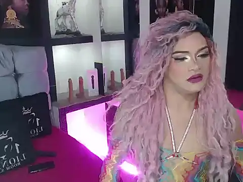 Snapshot of Sophia_hott01 chatting on October 2, 2025, 11:57 am Sophia hott01 online show from October 2, 2025, 11:57 am