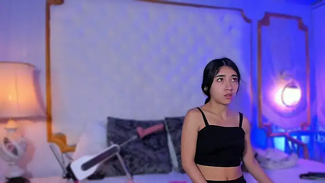 Mariana Kalo online show from December 22, 2025, 10:59 am