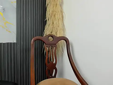 Snapshot of Nikoll_evans chatting on November 5, 2025, 3:15 pm Nikoll evans online show from November 5, 2025, 3:15 pm