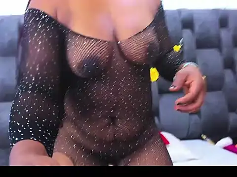 vlunaper online show from November 4, 2025, 3:32 am