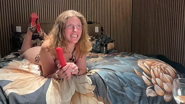 HOTkarenhot online show from November 23, 2025, 10:09 pm