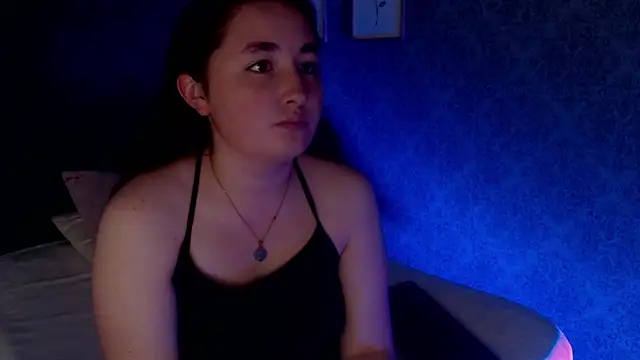 Snapshot of Vic_Taylor chatting on October 8, 2025, 11:23 am Vic Taylor online show from October 8, 2025, 11:23 am