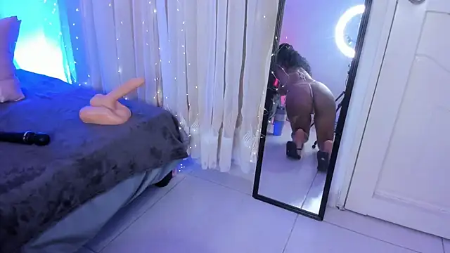 Jade Thonson1 online show from March 30, 2026, 7:15 pm