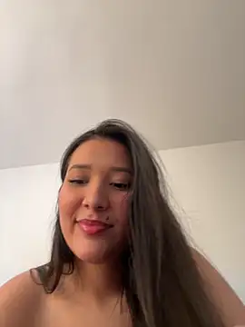 IsabellaJoness  online show from October 2, 2025, 12:19 pm