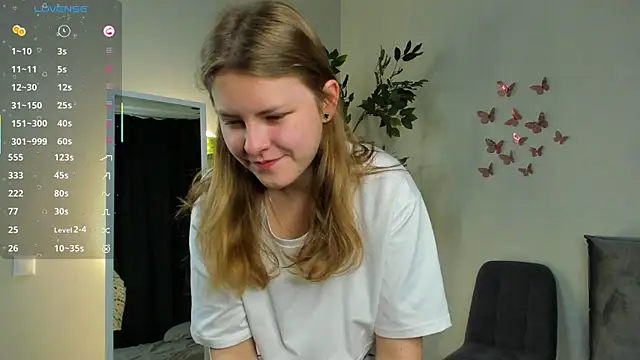 Snapshot of EarleanMottai chatting on November 2, 2025, 7:02 am EarleanMottai online show from November 2, 2025, 7:02 am