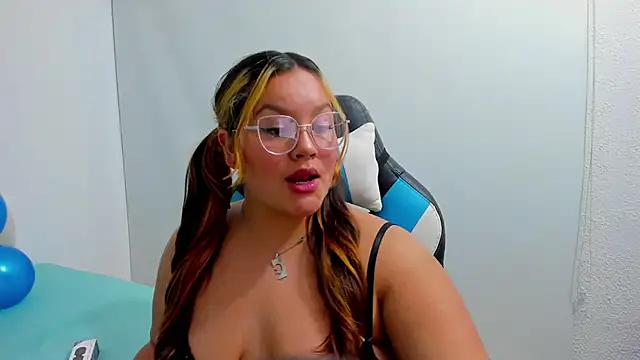 SammySum  online show from September 23, 2025, 8:16 pm