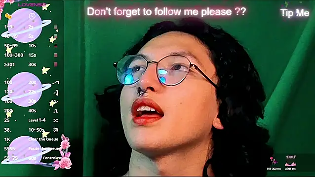 Snapshot of -BlueOpal- chatting on October 14, 2025, 8:09 pm -BlueOpal- online show from October 14, 2025, 8:09 pm