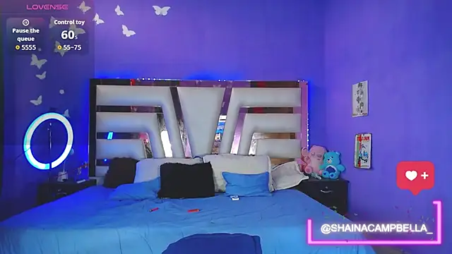 Snapshot of Shaina_Monroe chatting on October 6, 2025, 1:45 pm Shaina Monroe online show from October 6, 2025, 1:45 pm