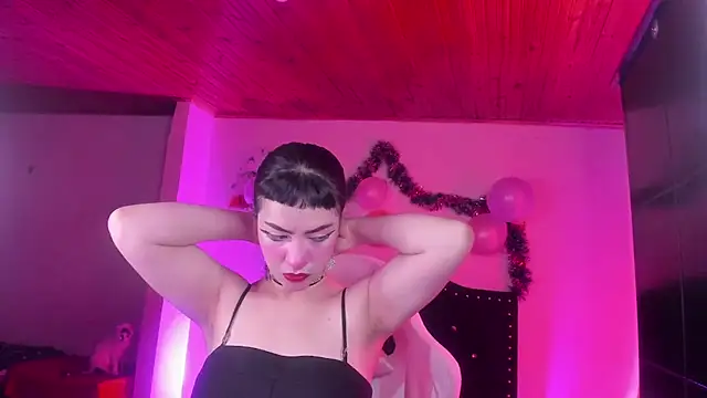 kitty  chs online show from January 8, 2026, 1:06 pm