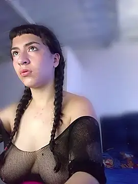 kitty  chs online show from April 2, 2026, 4:35 pm