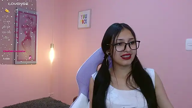 Snapshot of Alice_in_horyland_ chatting on September 27, 2025, 8:26 pm Alice in horyland online show from September 27, 2025, 8:26 pm