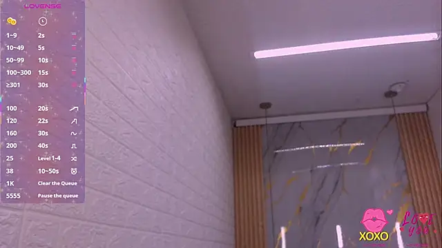 kat 96  online show from November 29, 2025, 7:25 pm