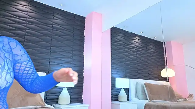 Snapshot of Valery_Nasty__ chatting on October 20, 2025, 7:36 pm Valery Nasty online show from October 20, 2025, 7:36 pm