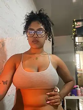 miiabrown18 online show from March 28, 2026, 8:10 pm