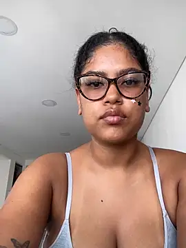 miiabrown18 online show from November 9, 2025, 7:18 pm