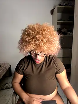 niki wild18 online show from September 29, 2025, 10:37 pm