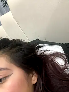  Kinky69  online show from November 10, 2025, 3:44 am