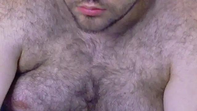 Snapshot of big_bearr chatting on October 6, 2025, 2:46 am big bearr online show from October 6, 2025, 2:46 am