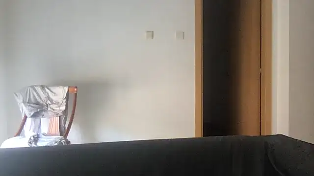 Snapshot of paula19800 chatting on November 6, 2025, 9:35 am paula19800 online show from November 6, 2025, 9:35 am