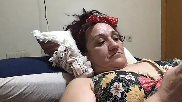 Snapshot of paula19800 chatting on October 15, 2025, 10:18 pm paula19800 online show from October 15, 2025, 10:18 pm